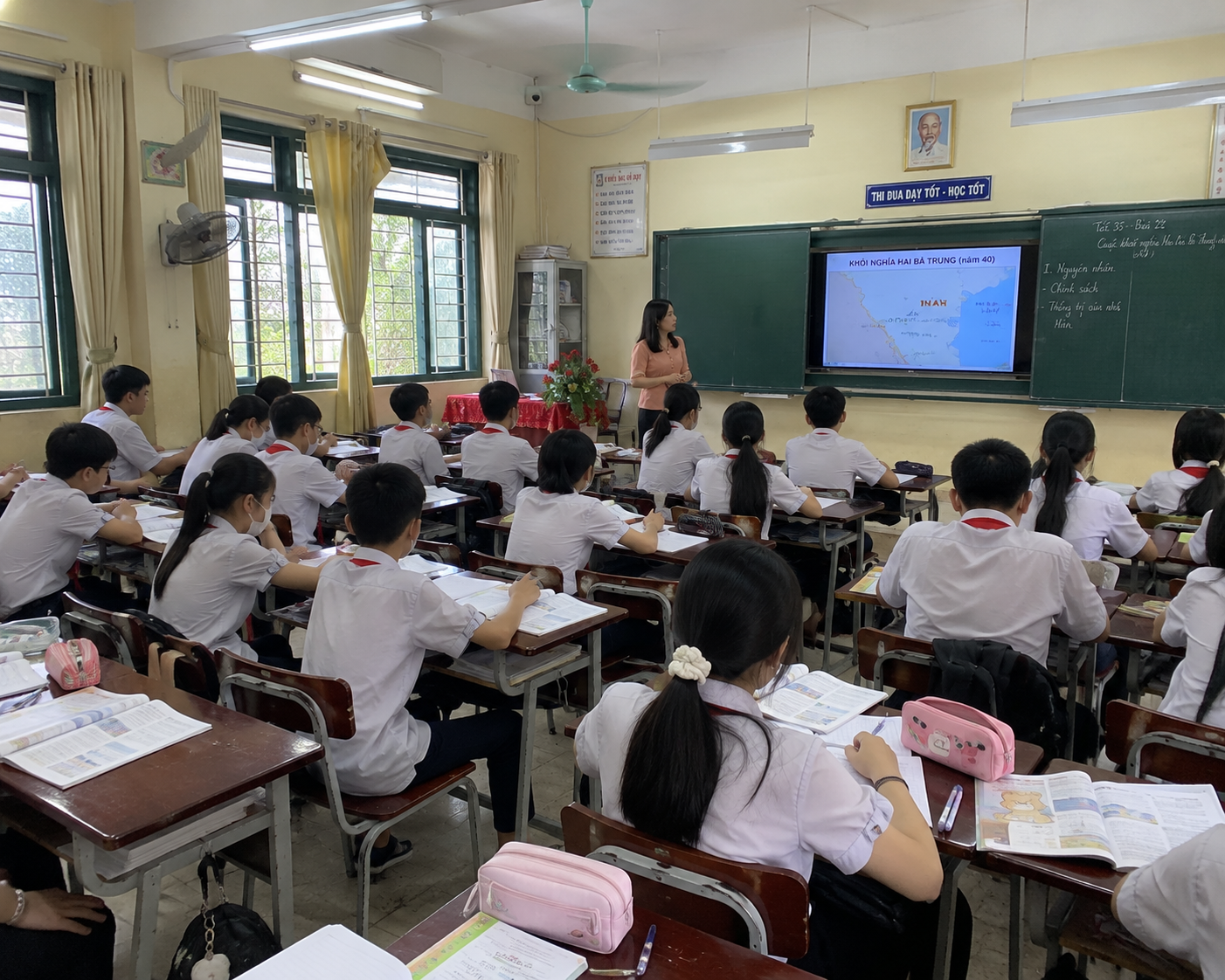 Đảm bảo quyền học tập của trẻ em trong môi trường an toàn - Ảnh 1.