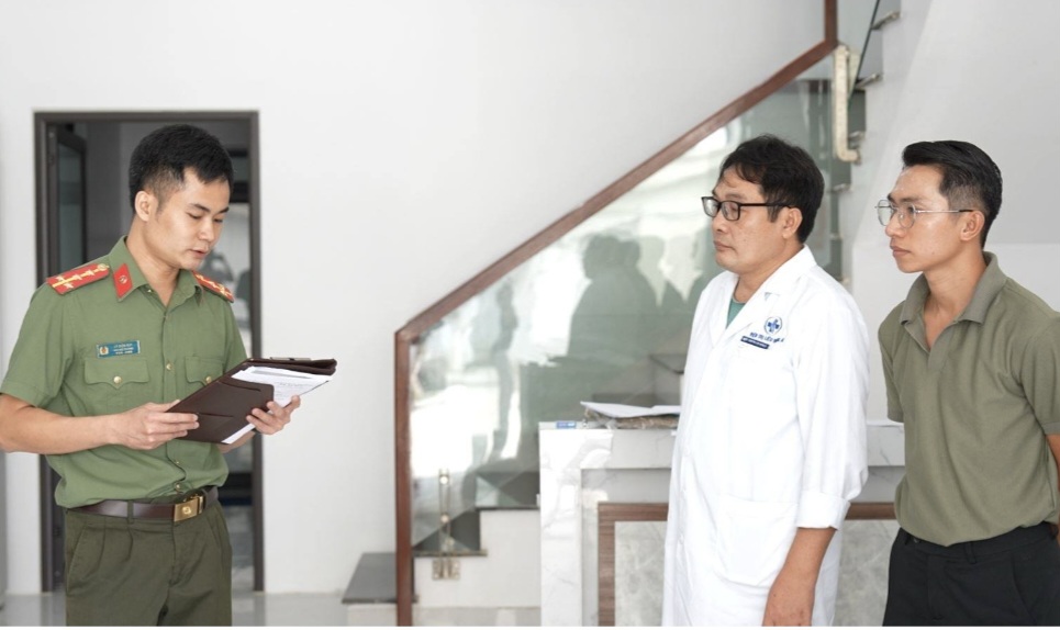1000057472-17858442267301692160404 Khởi tố Lâm Văn Tướng không có chuyên môn vẫn điều hành Phòng khám Việt Nhật CB- Ảnh 1.