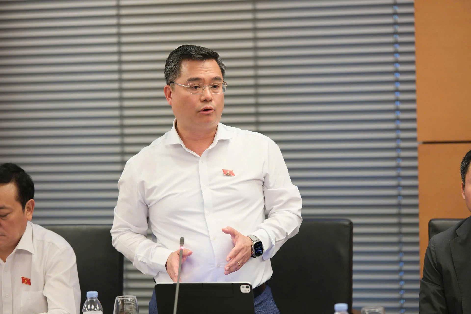 ĐBQH đồng thuận 'siết' tài sản mã hoá để phòng, chống rửa tiền, tài trợ khủng bố - Ảnh 1.