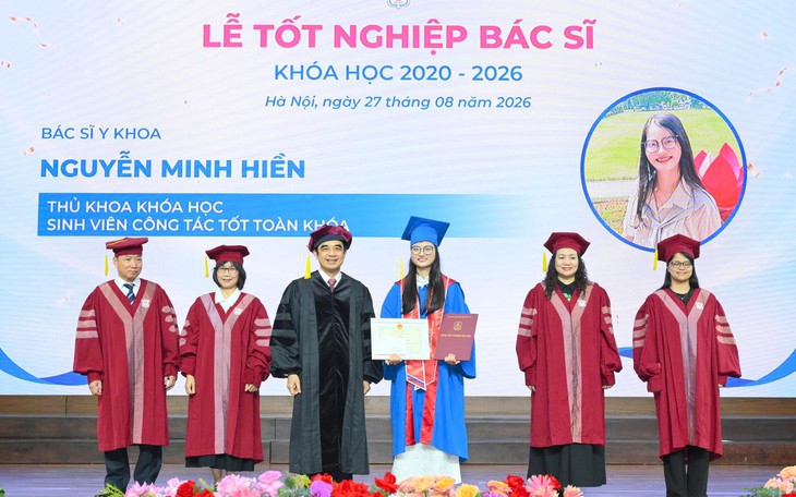 Bài học về sự thấu cảm từ tân thủ khoa bác sĩ nội trú Đại học Y Hà Nội- Ảnh 1.