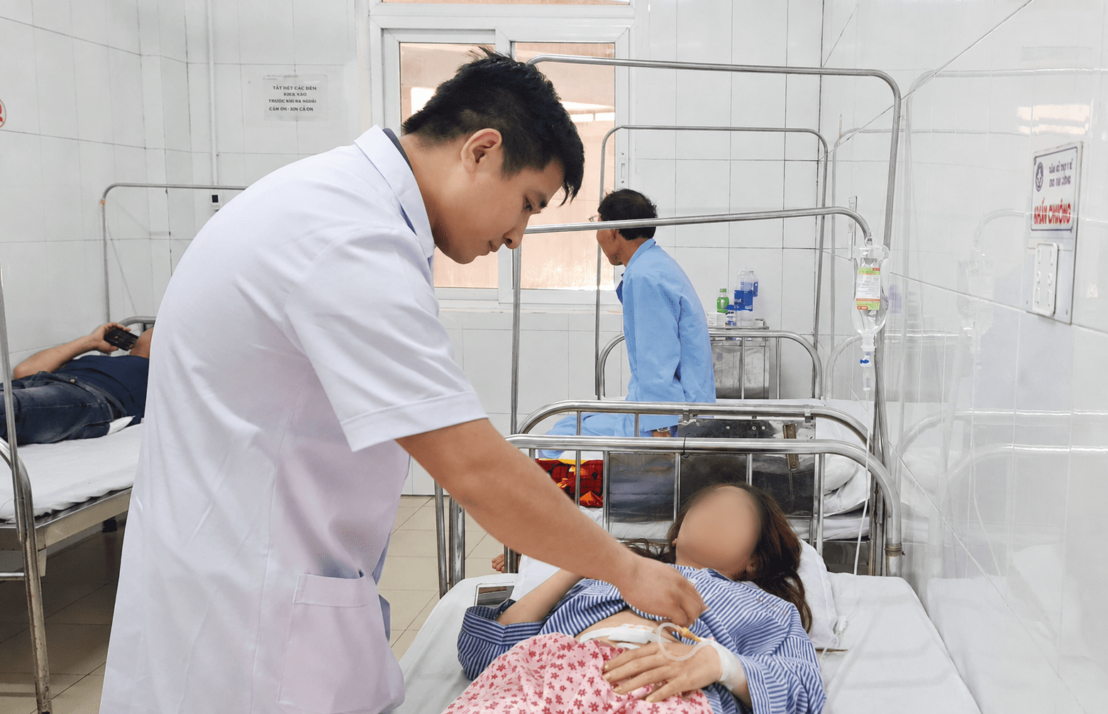 Khám Phá Trường Hợp Cấp Cứu Hy Hữu: Viêm Ruột Thừa Kết Hợp Chửa Ngoài Tử Cung