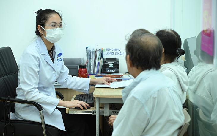 TPHCM cảnh báo nguy cơ dịch chồng dịch vào mùa mưa - Ảnh 3.