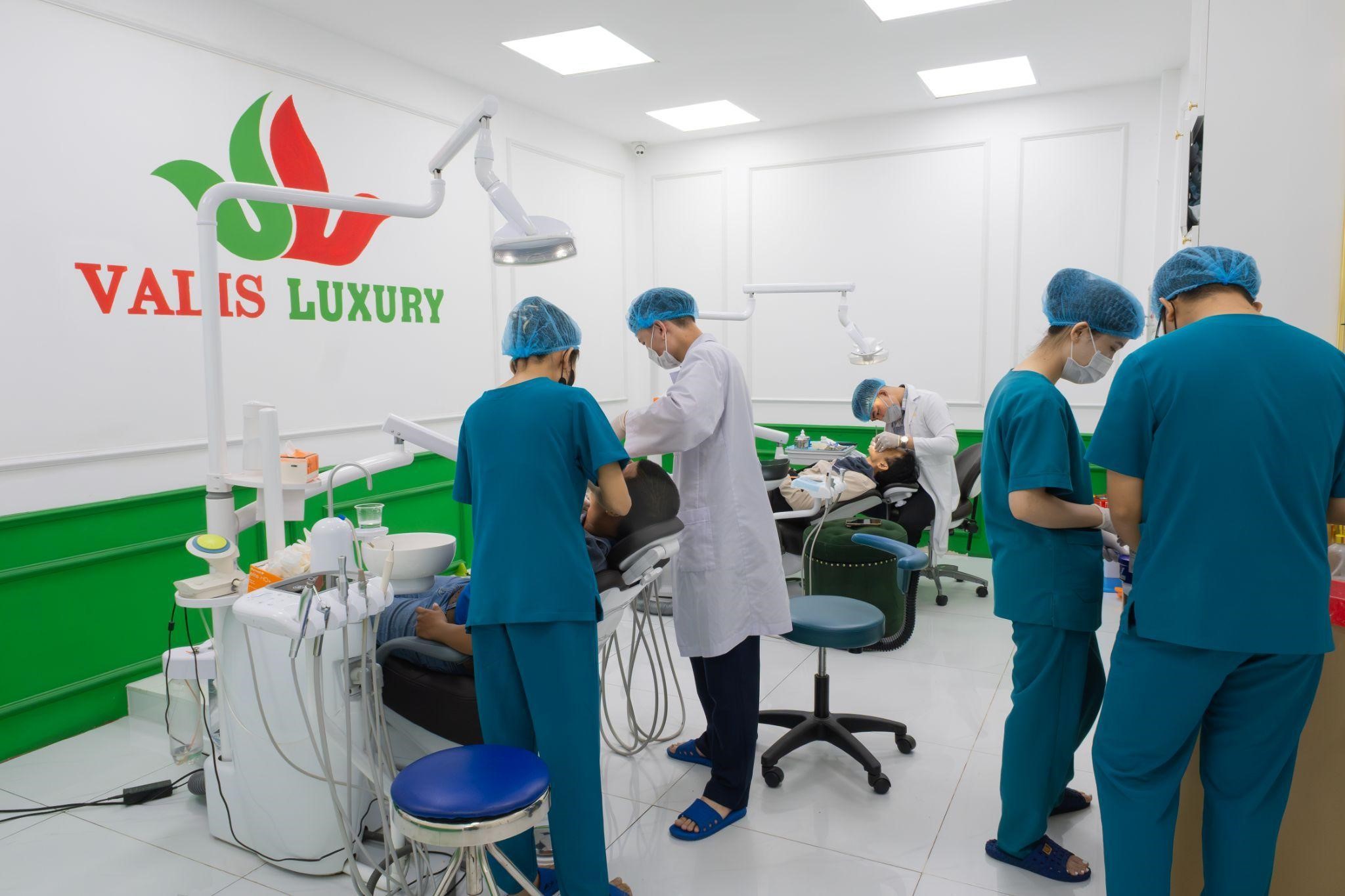 Khám Phá Valis Luxury: Dịch Vụ Nha Khoa Quốc Tế Tại Việt Nam