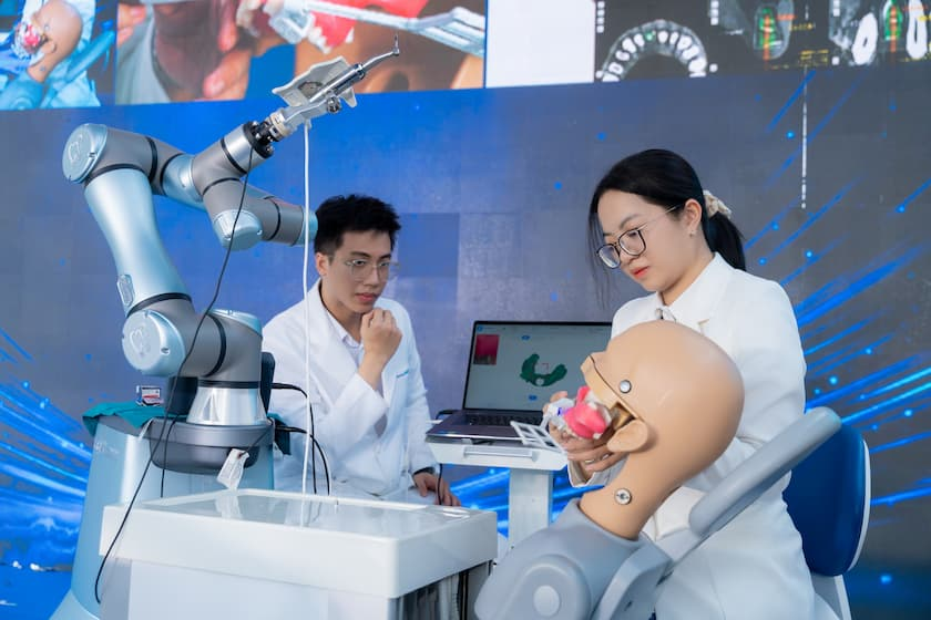 Cách Nha Khoa Nhân Tâm Nâng Cao Công Nghệ Cấy Ghép Implant