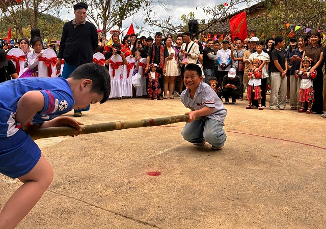 Lễ hội người Lô Lô - Hình 4