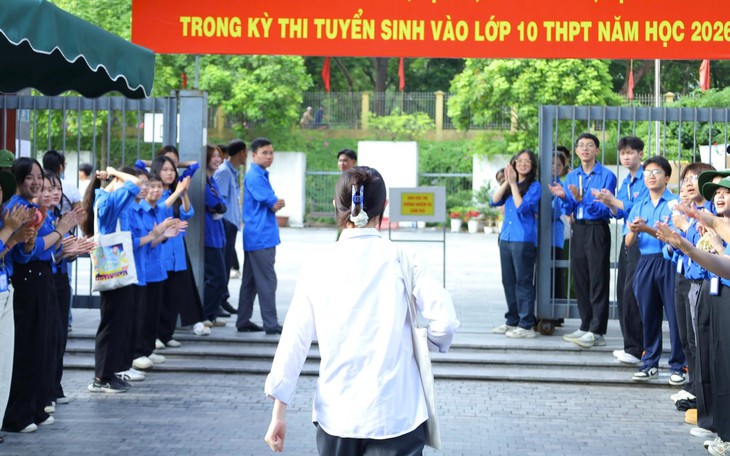 Bỏ môn thi thứ ba vào lớp 10 có giảm tải thi cử thực chất?- Ảnh 2.
