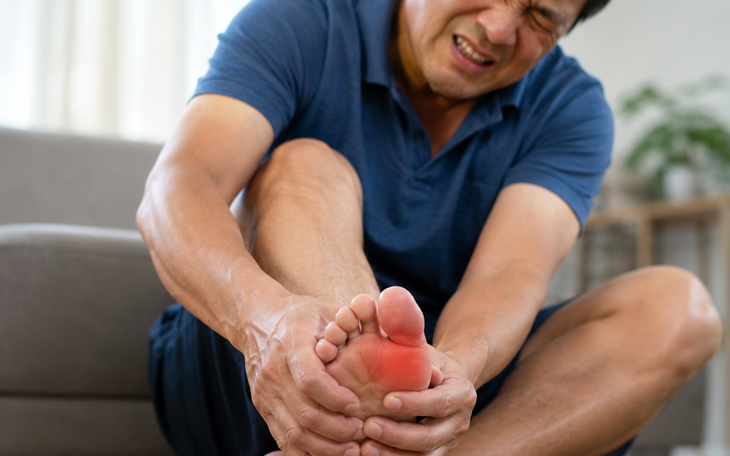 Tăng Acid Uric Sau 50 Tuổi: Cardio Hay Tập Sức Mạnh Là Tốt Nhất? - Ảnh 1.