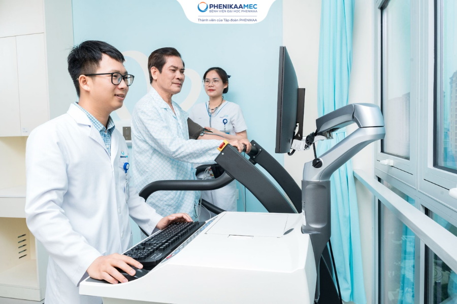 Dấu Hiệu Khó Thở Ở Người Cao Tuổi: Nhận Diện Nguy Cơ Hẹp Động Mạch Vành