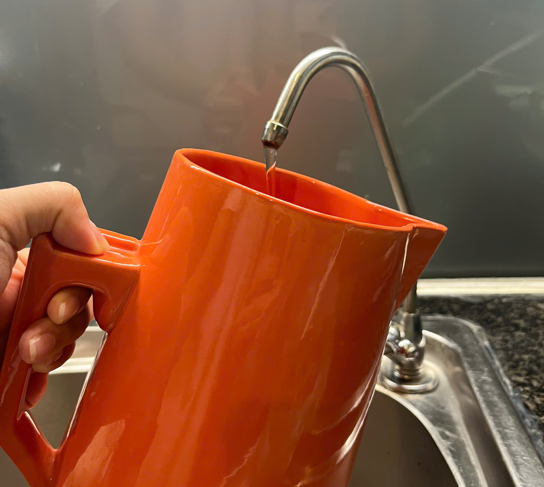 Cách sử dụng, bảo quản nước sạch an toàn tại hộ gia đình - Ảnh 1.