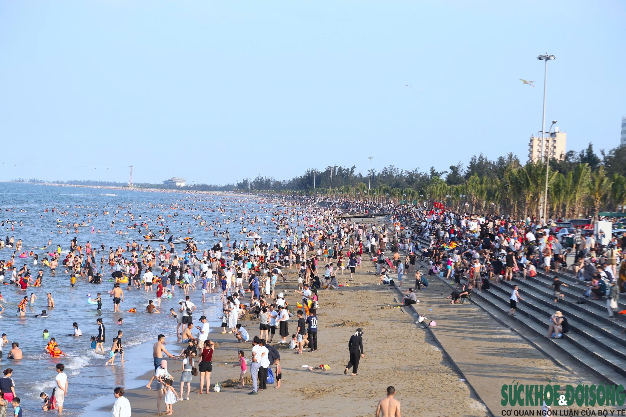 Cửa Lò Triển Khai Hệ Thống Camera AI Phát Hiện Người Bơi Vào Vùng Cấm