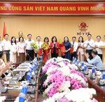 Cách Các Bác Sĩ Đối Phó Với Tình Huống Vỡ Tử Cung Cấp Cứu