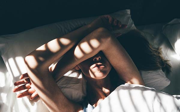 Những Thông Tin Quan Trọng Về Hiện Tượng Bóng Đè Khi Ngủ