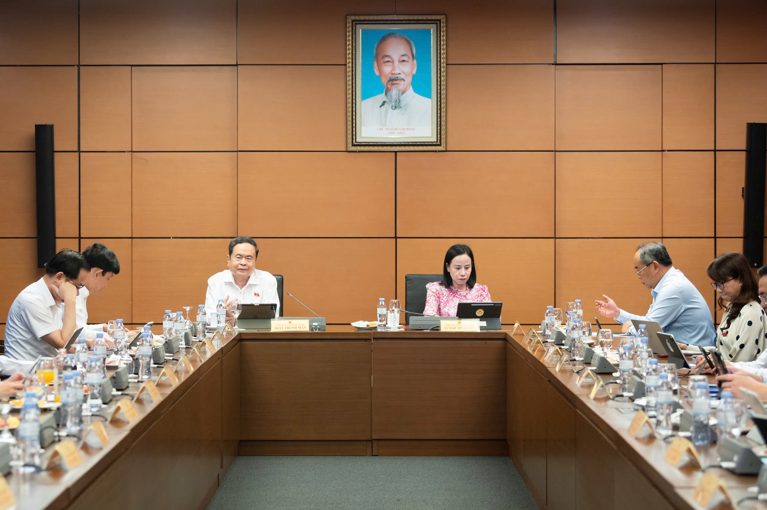 Chủ tịch Quốc hội: Xây dựng hệ sinh thái số để người dân tiếp cận pháp luật 24/7- Ảnh 1.