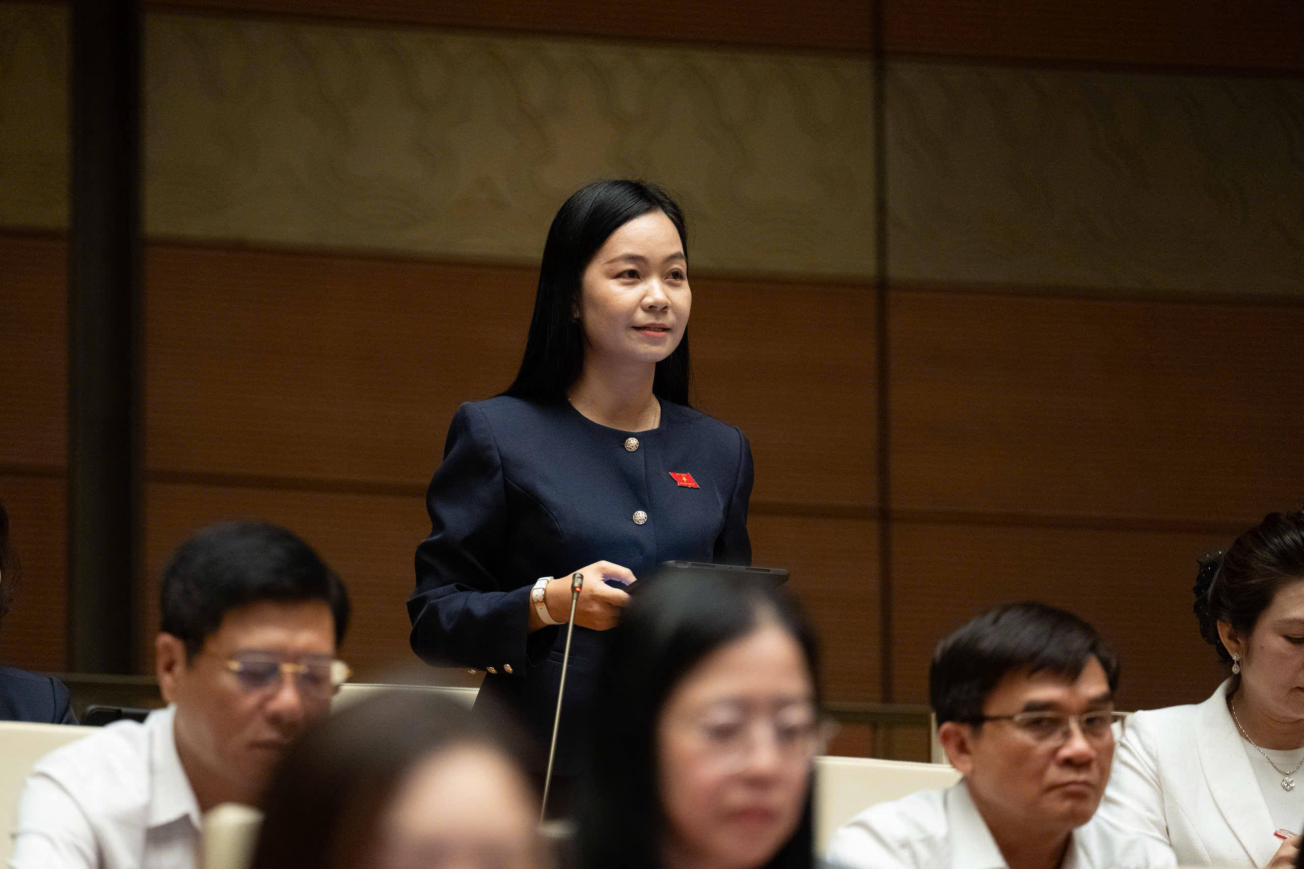 Đề nghị hoàn trả toàn bộ chi phí nếu người lao động không được xuất cảnh - Ảnh 2.