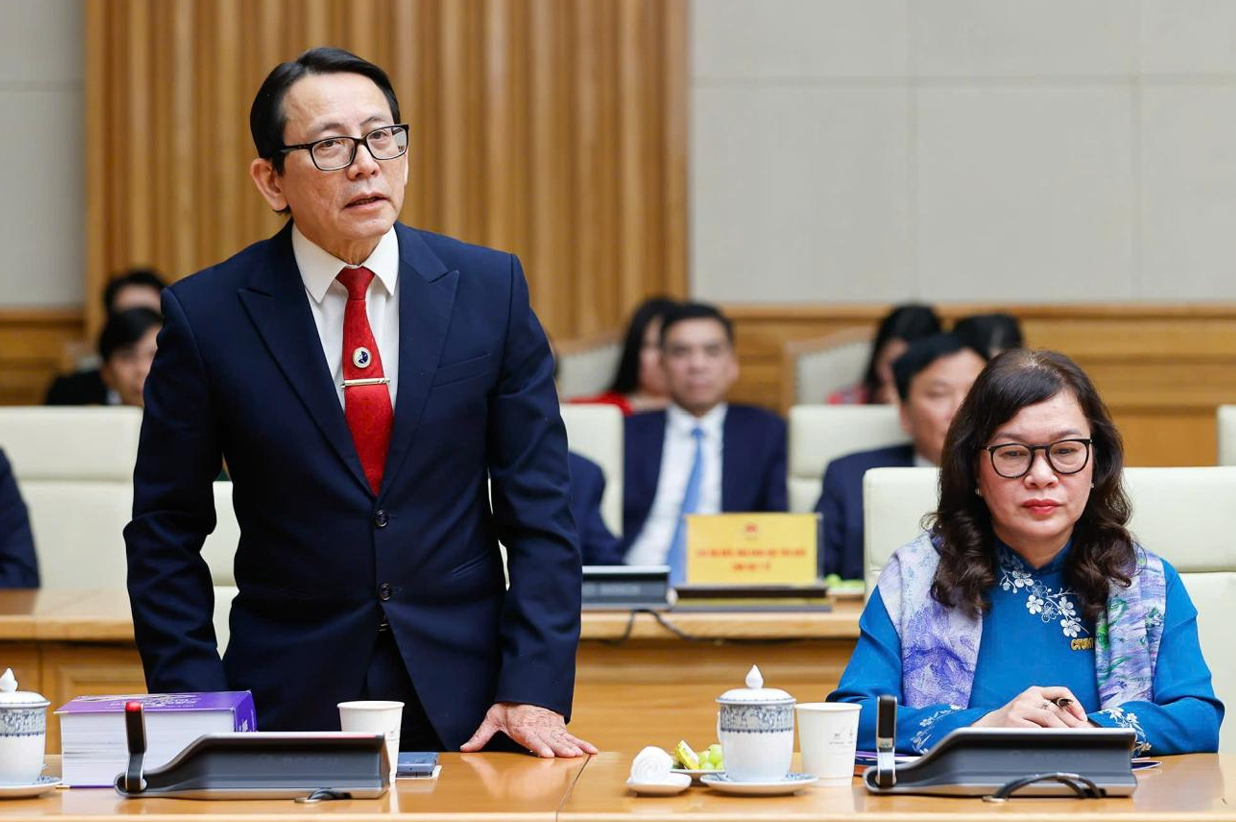 GS.TSKH.BS. Dương Quý Sỹ
