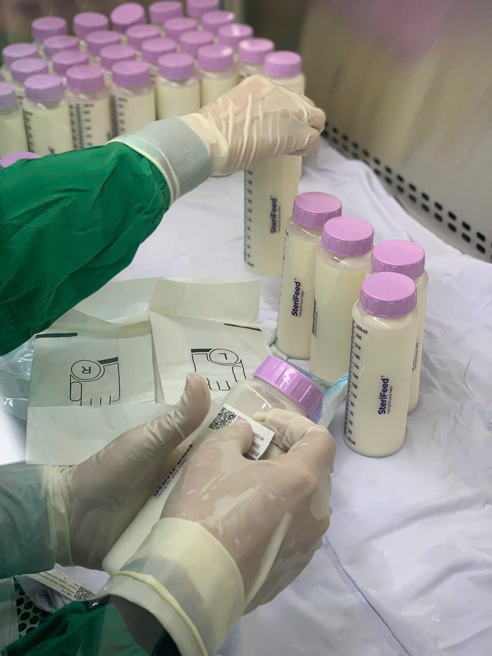 Hiến Sữa Mẹ: Cơ Hội Vàng Cho Trẻ Sinh Non Tại Việt Nam