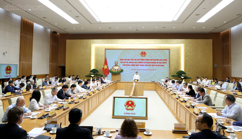 hoi-nghi-17861875977251139436834 Phó Thủ tướng: Không để doanh nghiệp phải 'đi vòng' khi giải quyết thủ tục thuế, hải quan - Ảnh 1.