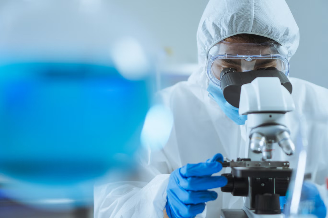 Đột Phá Trong Nghiên Cứu Virus: AI Tạo Ra 16 Chủng Virus Mới