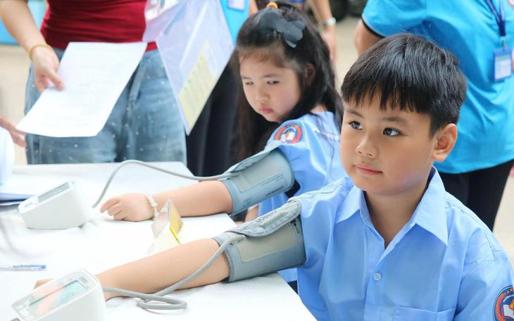 TPHCM chuẩn bị hơn 1.000 phòng cho năm học mới- Ảnh 2.