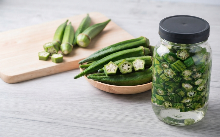 5 lợi ích tuyệt vời khi phụ nữ uống nước đậu bắp với đinh hương và quế mỗi ngày - Ảnh 3.