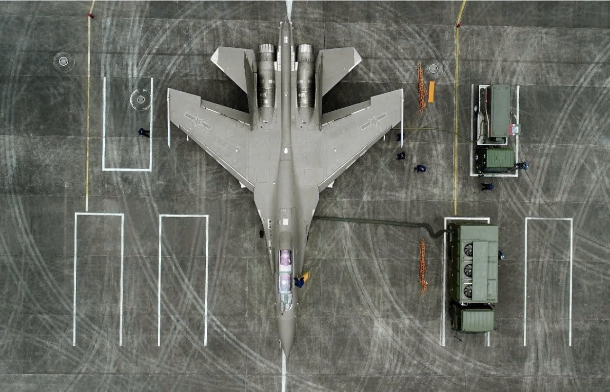 Cuộc Chiến Trên Không: Tiêm Kích J-16 Trung Quốc Đối Đầu Rafale Pháp Tại Ai Cập