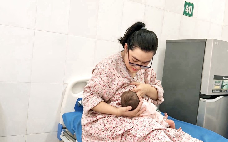 Món chân giò hầm đu đủ có thực sự lợi sữa? Lời giải thích của chuyên gia dinh dưỡng- Ảnh 4.