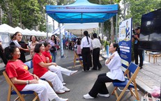 Bí Quyết Ăn Uống Khỏe Mà Không Tăng Cân Trong Những Ngày Lễ