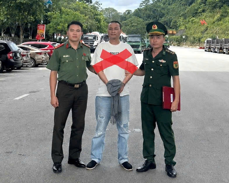 Hải Phòng: Bắt giữ, bàn giao đối tượng truy nã người Trung Quốc nhập cảnh trái phép- Ảnh 1.