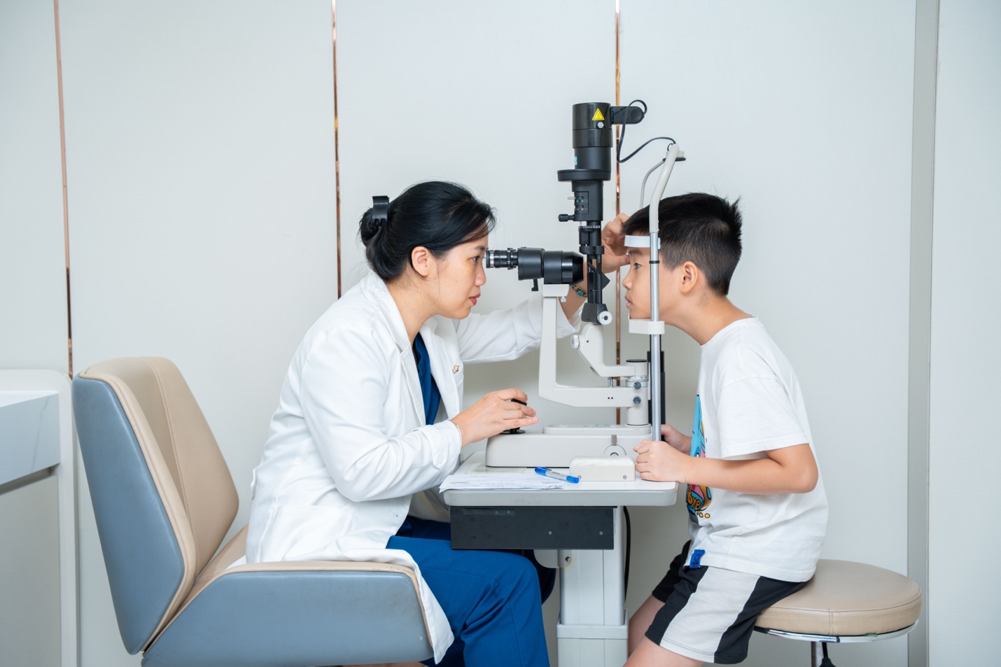 Khám Phá Trung Tâm Nhãn Nhi và Kiểm Soát Cận Thị Tại Bệnh Viện Đông Đô