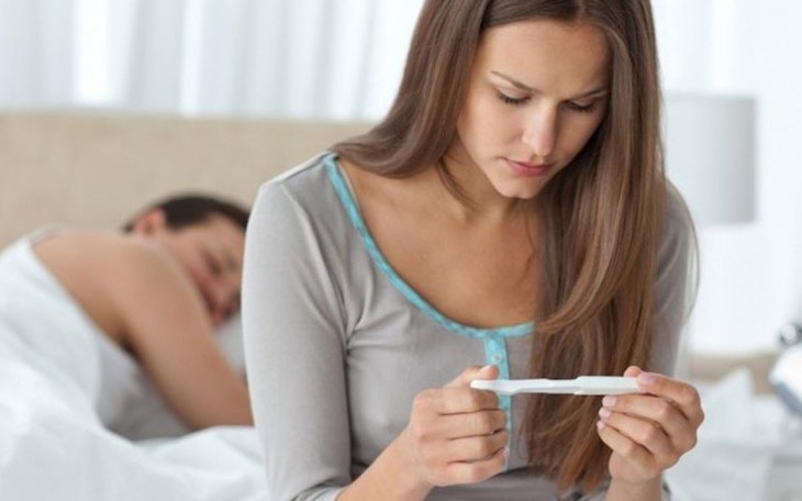 Căng thẳng kéo dài ảnh hưởng đến chu kỳ kinh nguyệt như thế nào? - Ảnh 2.