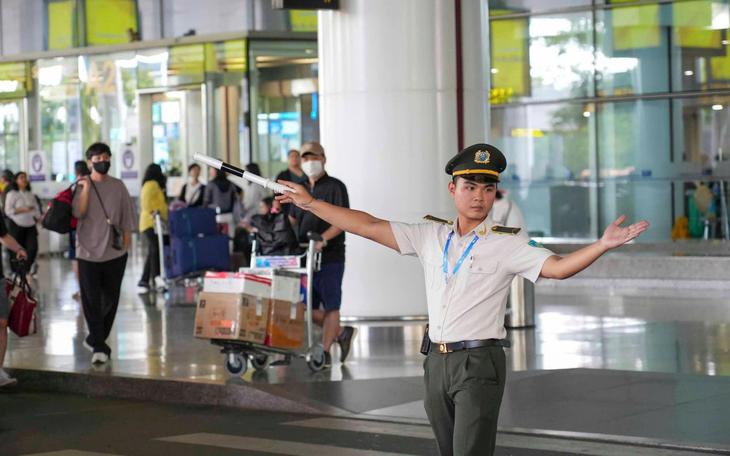 Thay đổi lớn tại sân bay Nội Bài: Công dân Việt Nam được hưởng làn nhập cảnh riêng