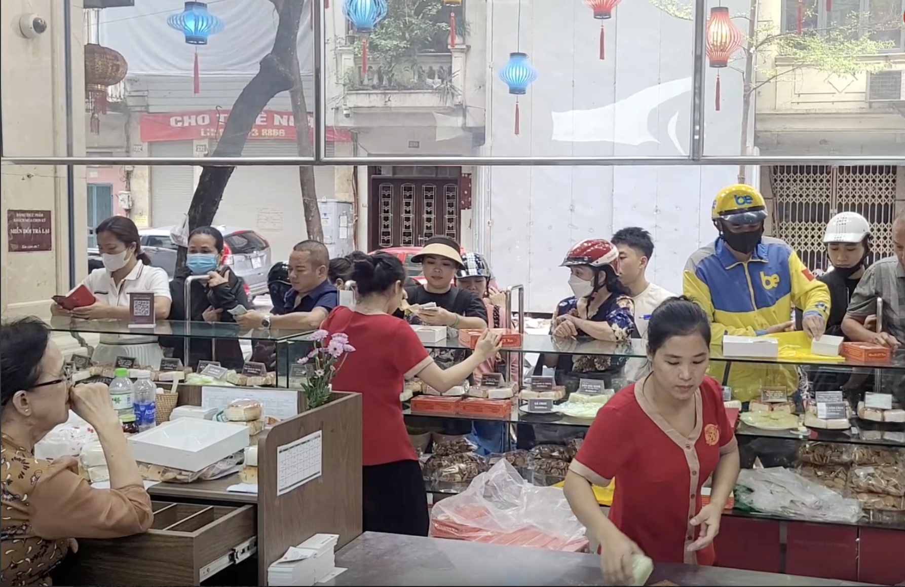 Hà Nội Tăng cường kiểm tra an toàn thực phẩm Tết Trung thu 2026 - Ảnh 3.