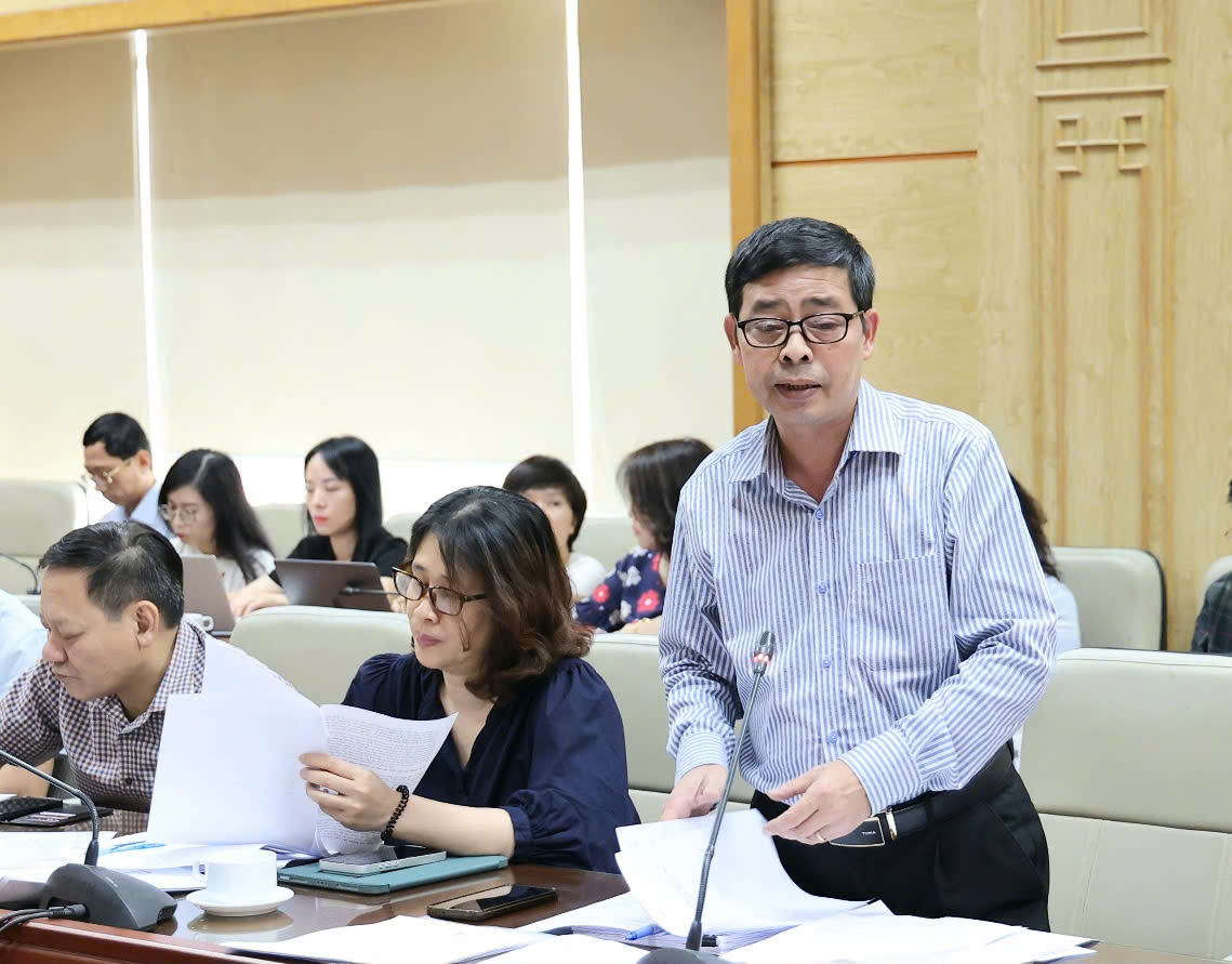 Cục Phòng bệnh xem xét các quyết định. Ảnh 6.