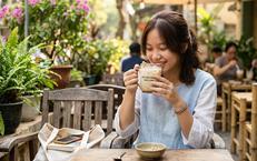 Lợi Ích Đi Bộ Buổi Sáng và Chiều Đối Với Sức Khỏe Não Bộ Sau Tuổi 50