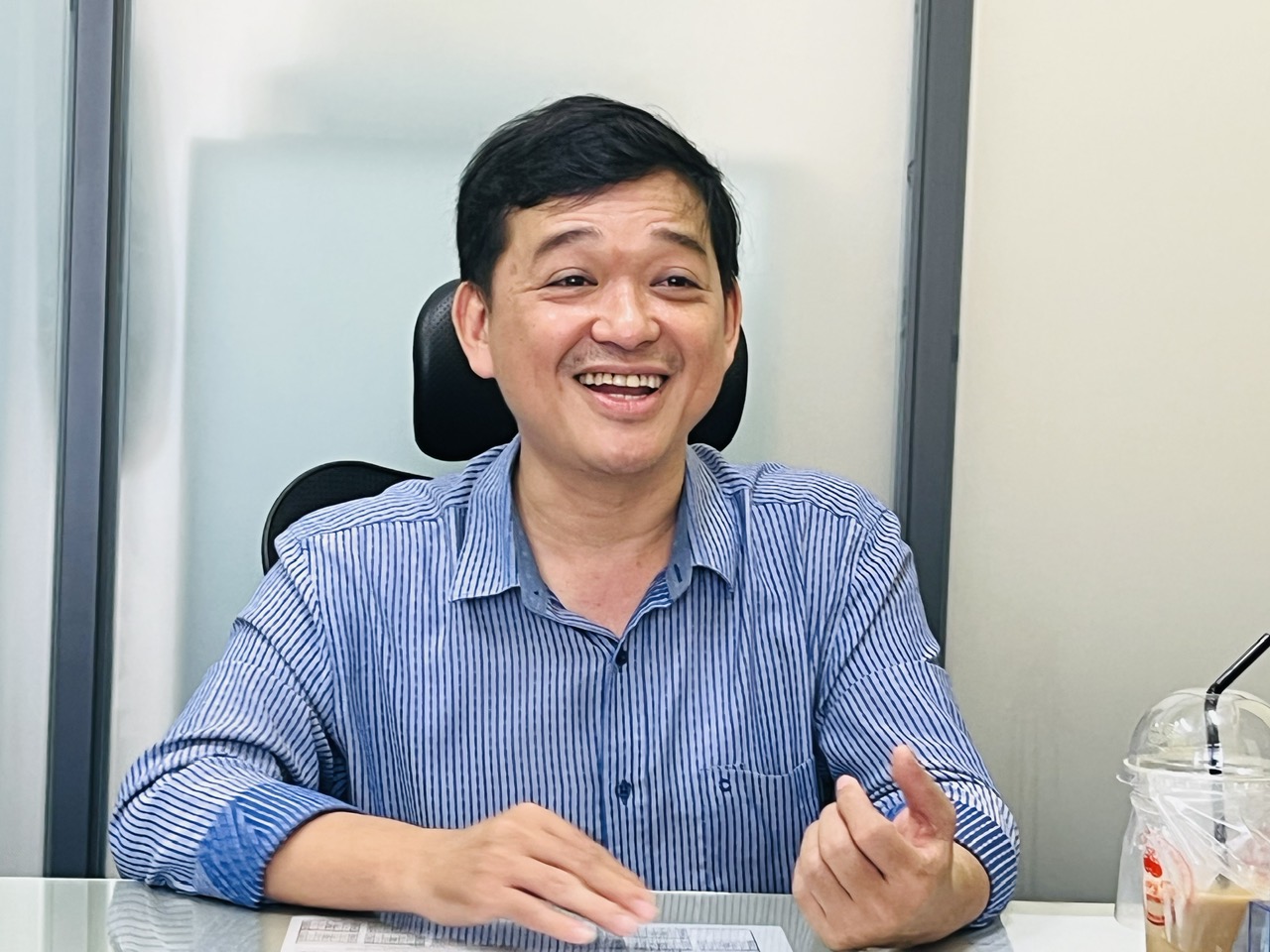 Ngôi trường có nhiều học sinh đỗ trường Y: Phía sau kỷ luật là yêu thương - Ảnh 1.
