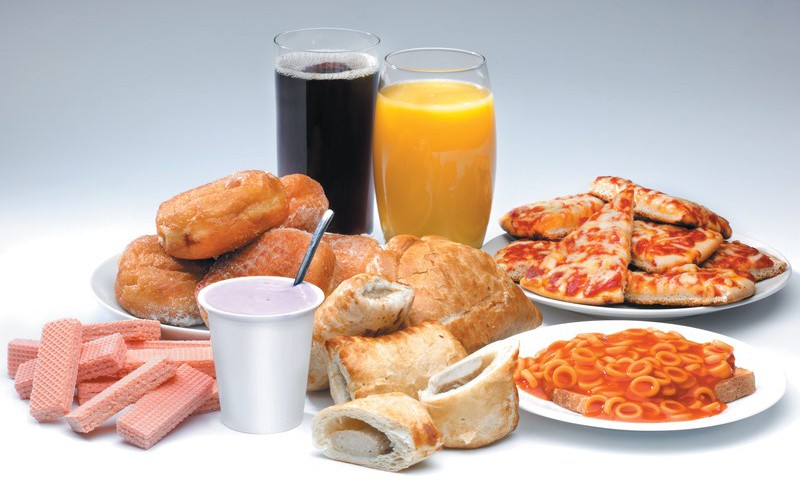 Thực phẩm siêu chế biến: Góc khuất đằng sau sự tiện lợi, hấp dẫn - Ảnh 2.