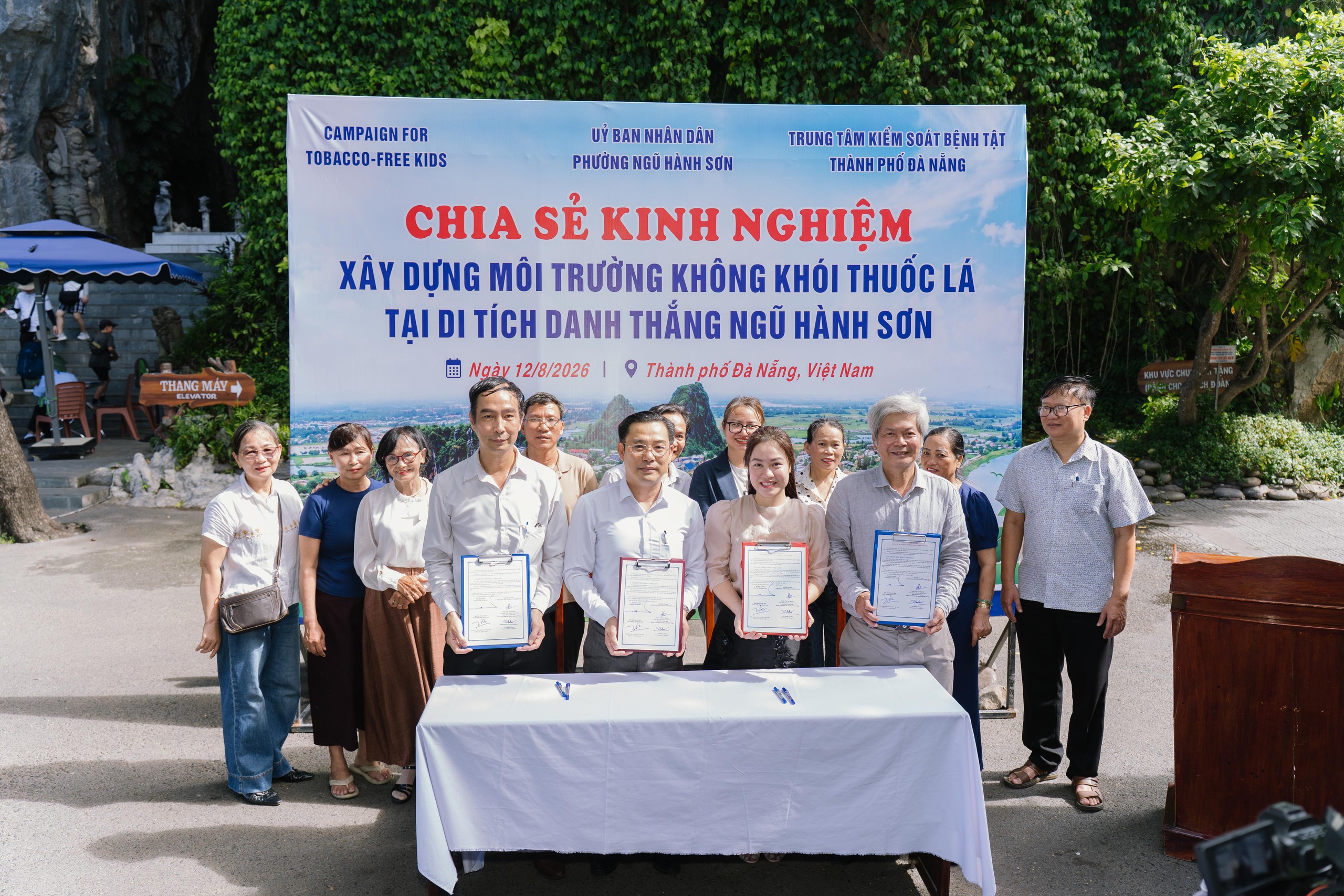 Xây dựng mô hình không khói thuốc tại Ngũ Hành Sơn - Ảnh 1.