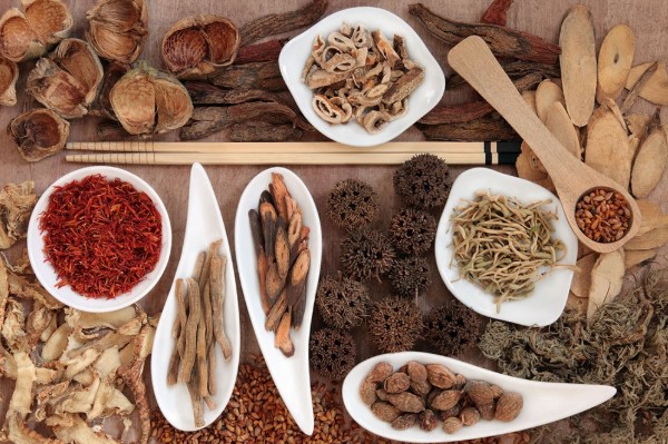 Bộ Y tế yêu cầu siết chặt quản lý dược liệu, xử lý nghiêm dược liệu không rõ nguồn gốc- Ảnh 1.