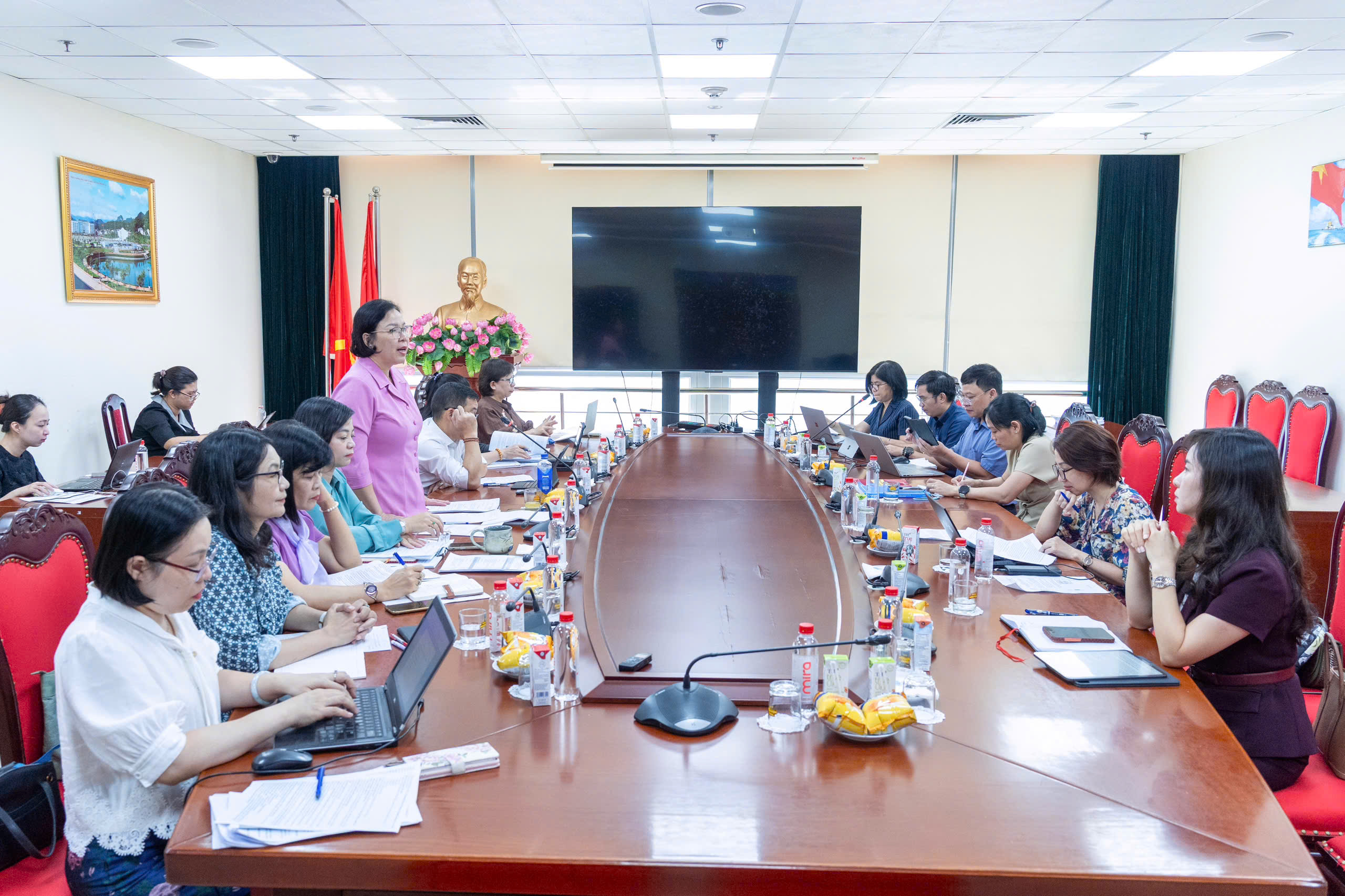 toan-canh-17866913947401069525026 Đề xuất bổ sung 'an toàn tinh thần' vào Luật An toàn, vệ sinh lao động- Ảnh 1.