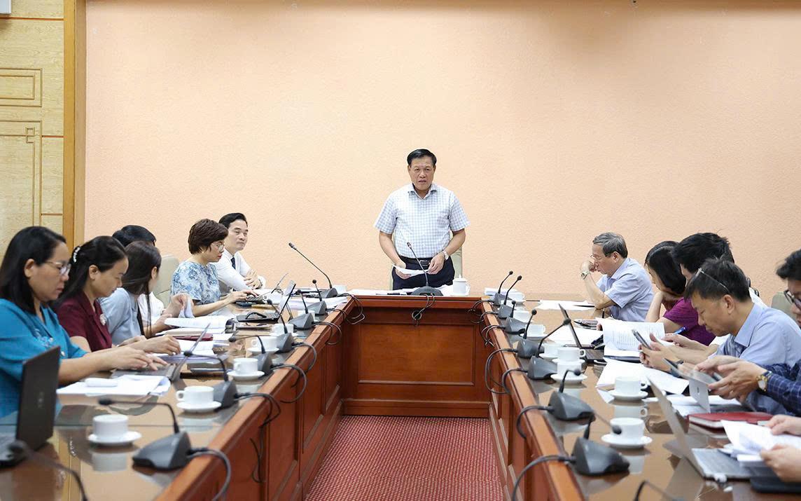 Tiến Trình Hoàn Thiện Luật An Toàn Thực Phẩm: Nâng Cao Kiểm Soát Hậu Kiểm và Chuyển Đổi Số
