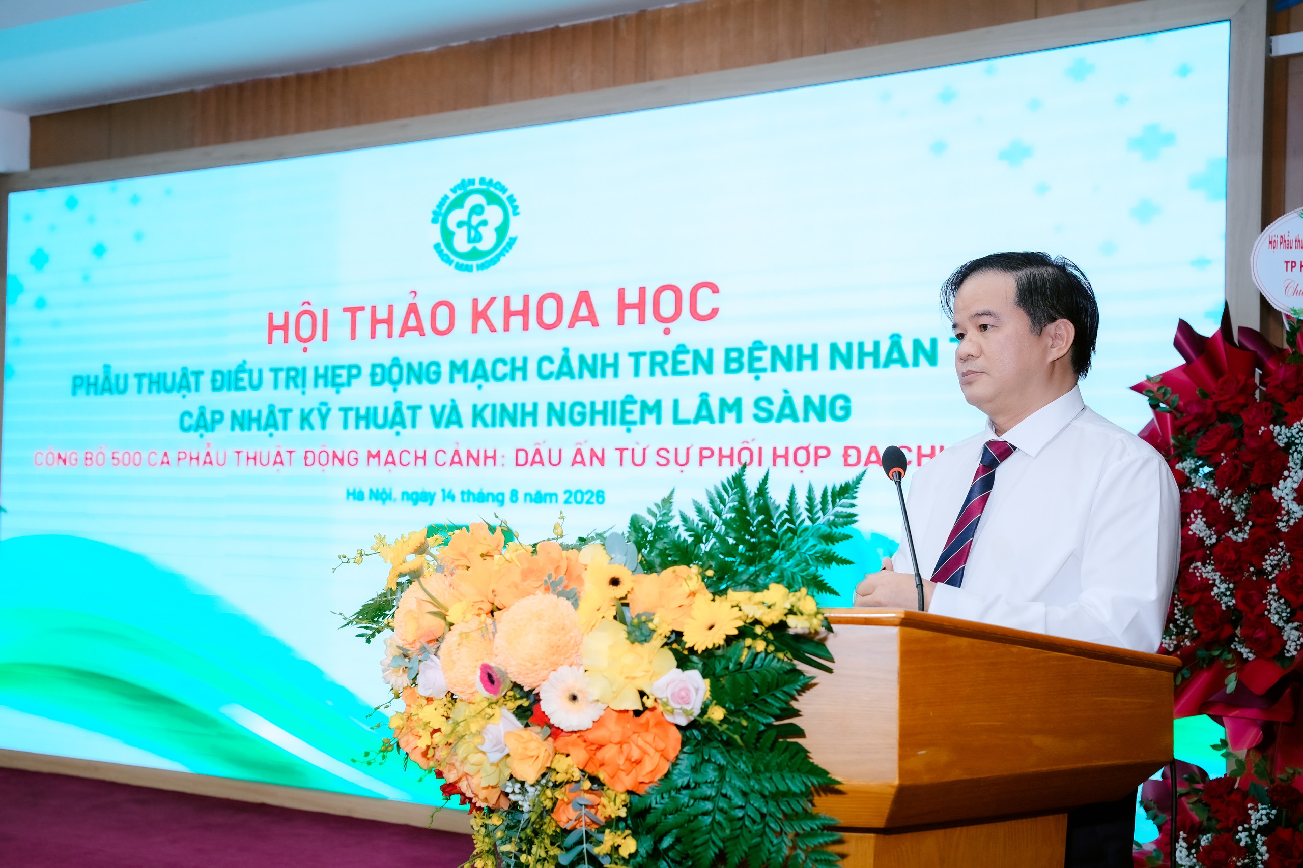 xuan-co-1-1786707102692977077746 Bệnh viện Bạch Mai đạt dấu mốc 500 ca phẫu thuật hẹp động mạch cảnh - Ảnh 1.