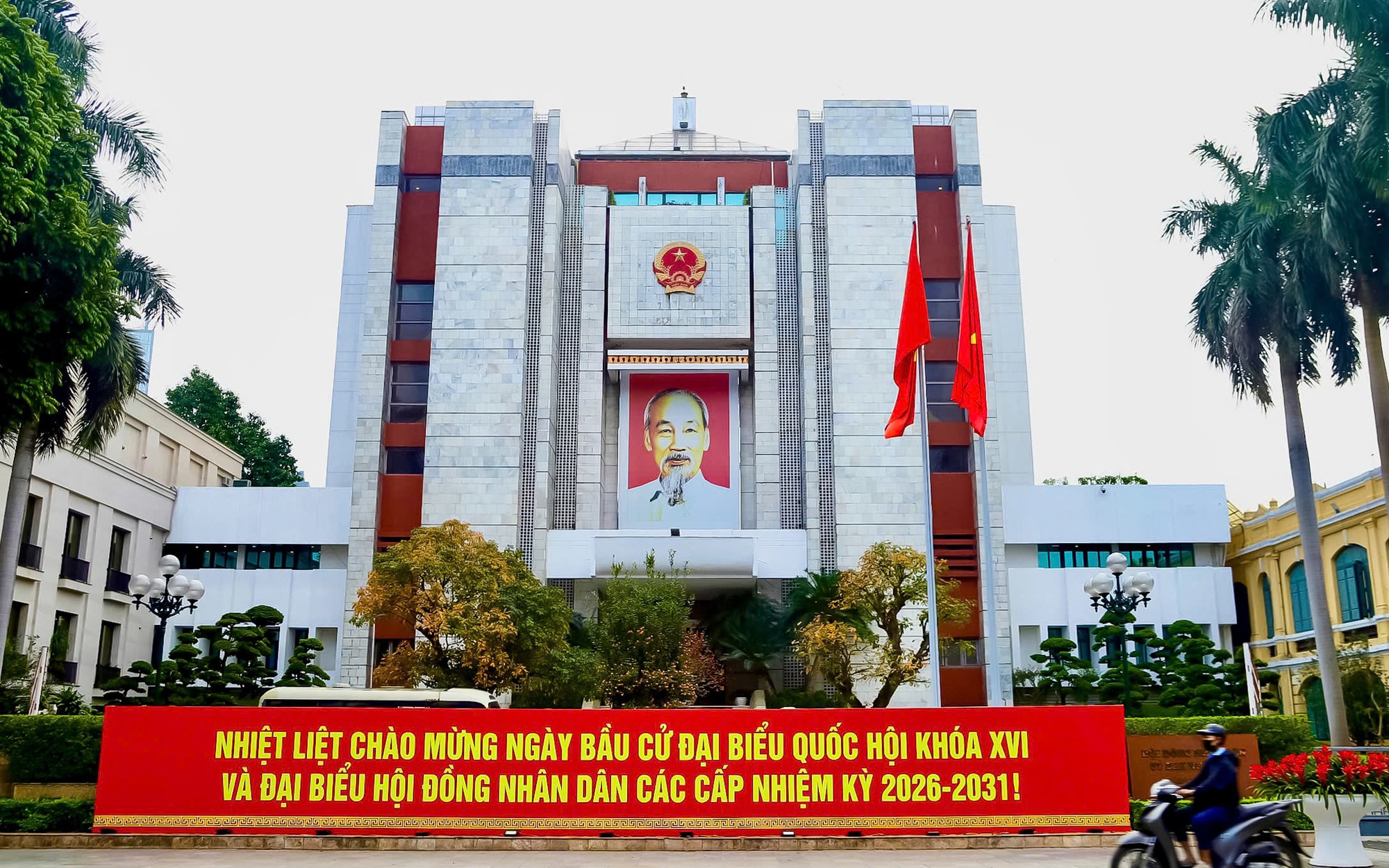 Hà Nội Sắp Miễn Nhiệm 11 Lãnh Đạo Sở, Ngành Trong Tổ Chức Chính Quyền